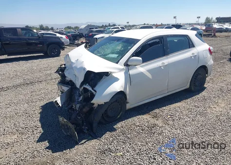 2010 Toyota Matrix z USA, uszkodzony, nr VIN 2T1KU4EE8AC525419